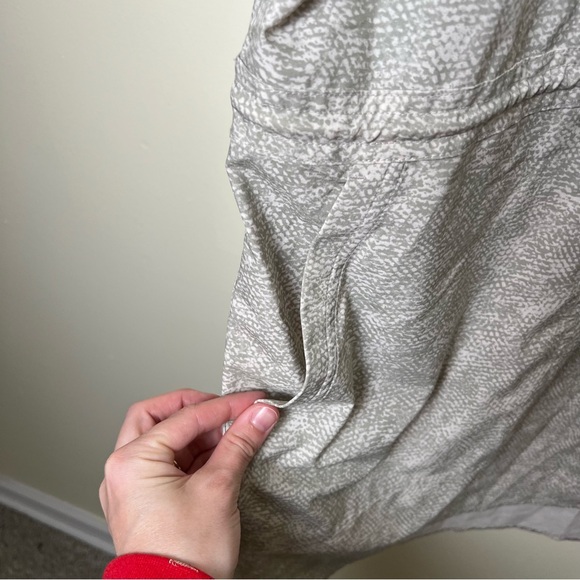 Athleta Womens Zuma Printed Tunic Shirt Dress Grey White Long Sleeve 2X Pockets - Picture 4 of 10